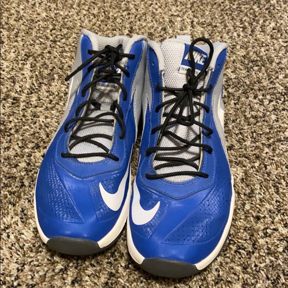Shoes - Picture 3 of 3